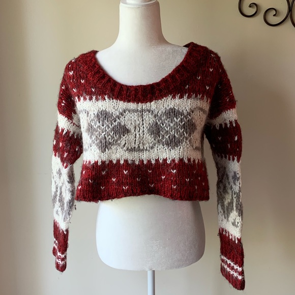 Free People Sweaters - FREE PEOPLE crop chunky knit sweater